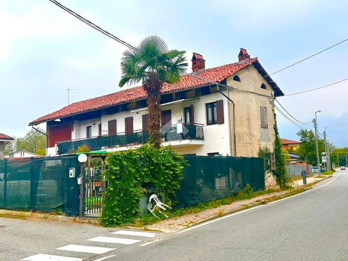Casa con 6 locali in vendita in Via fiano, Robassomero