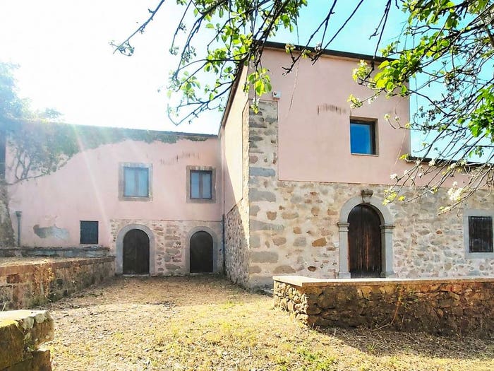 Casa con 6 locali in vendita in Contrada Santa Venera, Sinagra