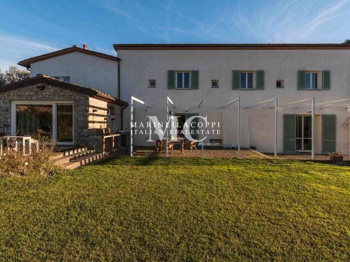 Casa con 6 locali in vendita in Via Vecchia di Pozzolatico, Pozzolatico, Impruneta