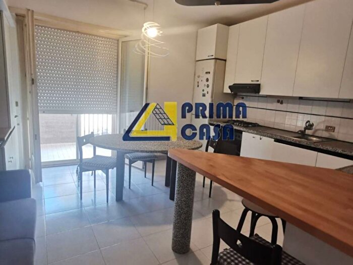Appartamento quadrilocale in vendita in Viale Pio X, Stadio Pontepiccolo, Catanzaro