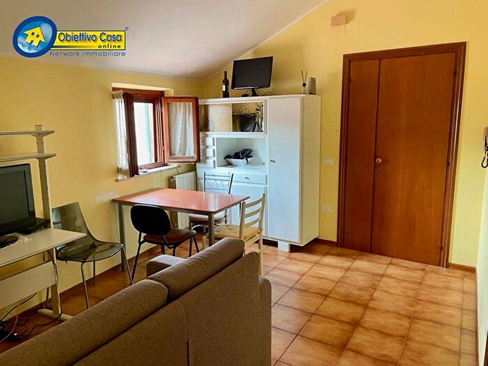 Appartamento con 5 locali in vendita in Via Nazario Sauro, Centro, Teramo