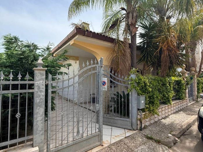 Casa con 6 locali in vendita in Via Wolfgang Amadeus Mozart, Centro, Porto Cesareo