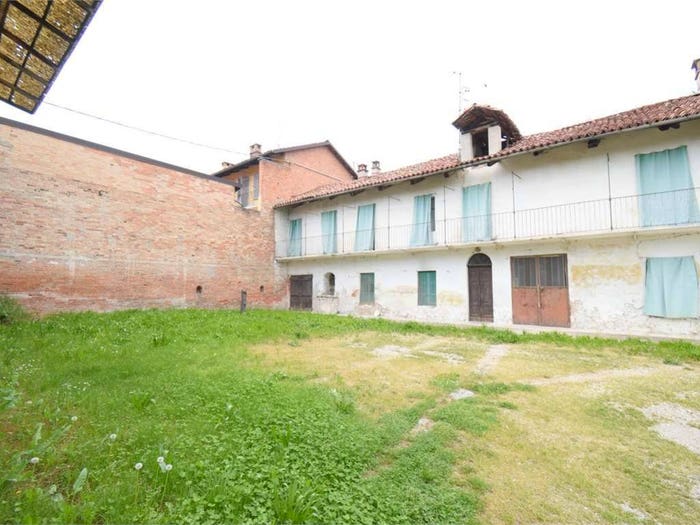 Casa con 6 locali in vendita in cavagnolo, Centro, Corneliano d'Alba