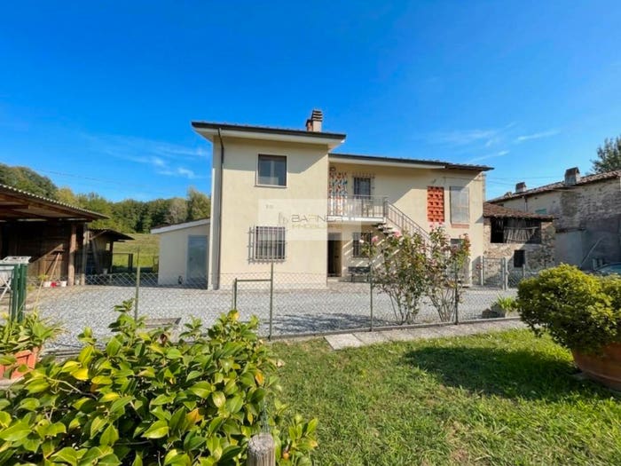 Casa con 6 locali in vendita in Via del Grottetto, Monte San Quirico Tre Cancelli, Lucca