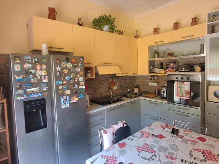 Appartamento trilocale in vendita in Rivarolo, Genova