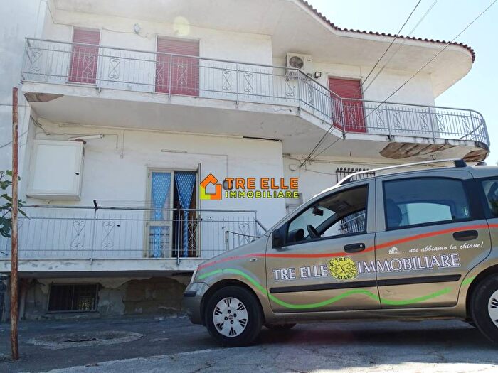 Casa quadrilocale in vendita in Via TappiaFurignano, Saviano