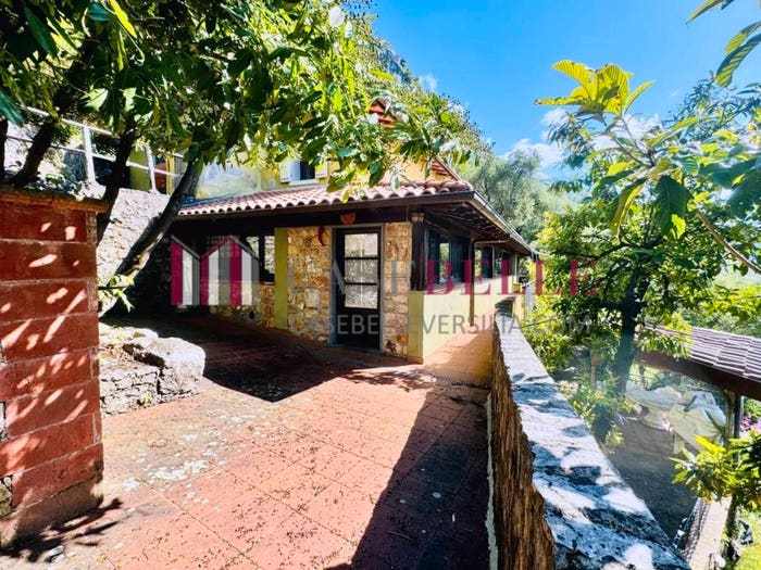 Casa con 6 locali in vendita in Via Padre Ubaldo Bonuccelli, Camaiore Paese, Camaiore