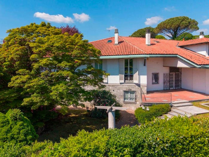 Casa con 6 locali in vendita in Via Santa Rita, Centro, Gozzano