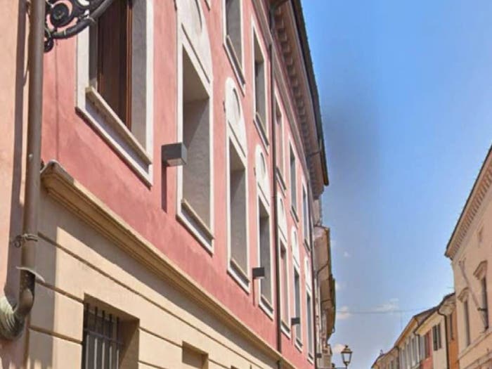 Appartamento quadrilocale in vendita in Via Nova, Centro Storico, Piacenza
