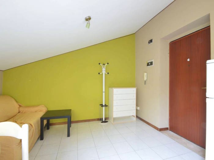 Casa bilocale in vendita in Via Salso, Villaggio Santo, Messina