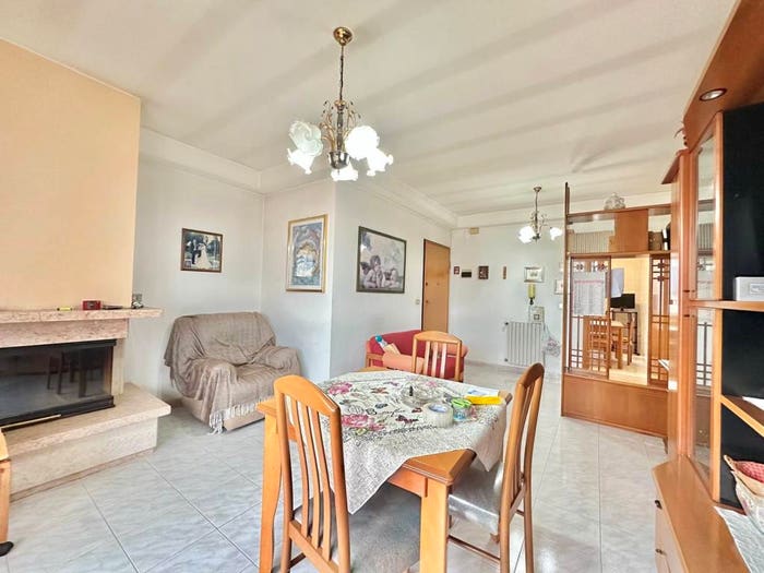 Appartamento con 5 locali in vendita in Via Giuseppe Verrotti, Santa Filomena, Montesilvano