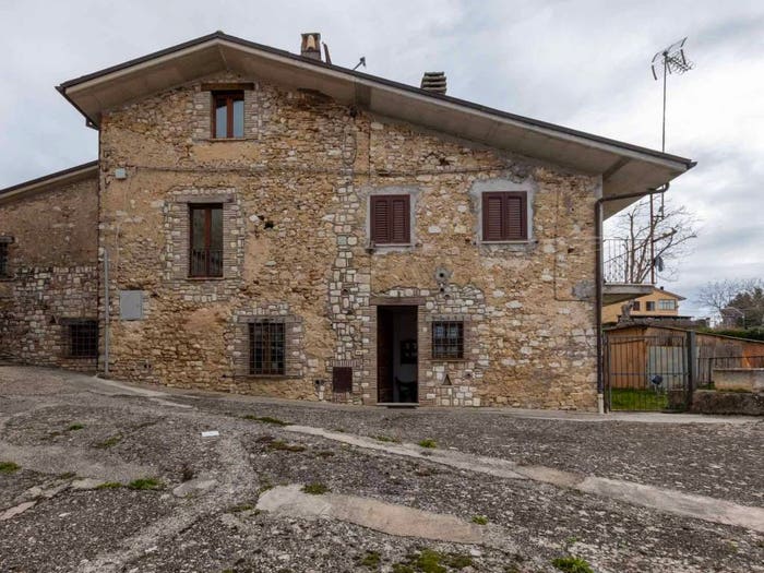 Casa trilocale in vendita in Frazione La Croce, La Croce Le Casette Torricella, Morro Reatino