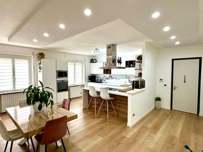 Appartamento con 5 locali in vendita in Via Cesare Battisti, Sandigliano