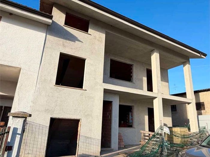Casa con 6 locali in vendita in Centro, Magliano Alpi
