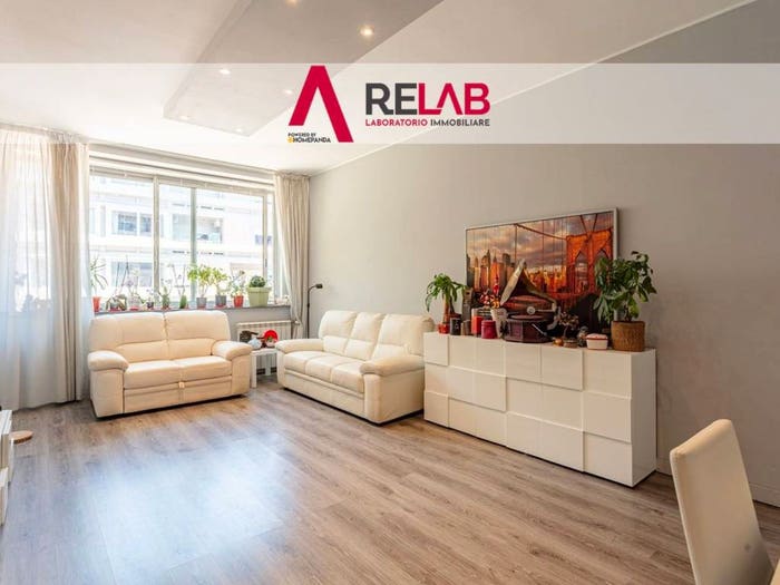 Appartamento con 5 locali in vendita in Via Algajola, Ostia Levante, Roma