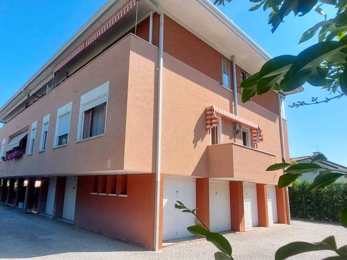 Appartamento quadrilocale in vendita in Via Bassano del Grappa, Centro, Motta di Livenza