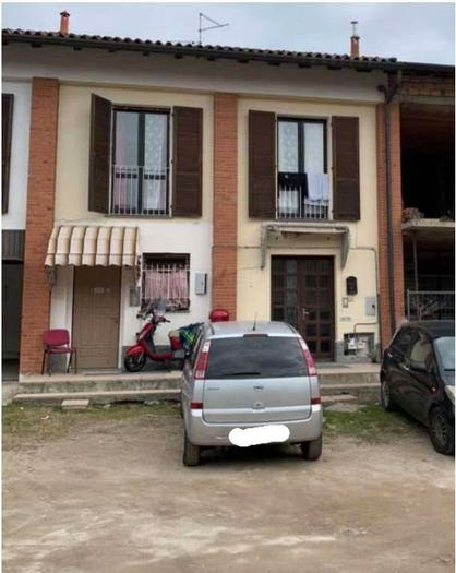 Appartamento con 6 locali in vendita in Via giuseppe garibaldi, Venegono Superiore