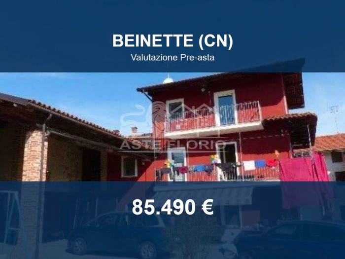 Casa con 6 locali in vendita in Via Vecchia di Pianfei, Centro, Beinette