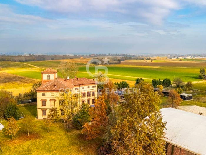 Casa con 6 locali in vendita in Centro, Masio