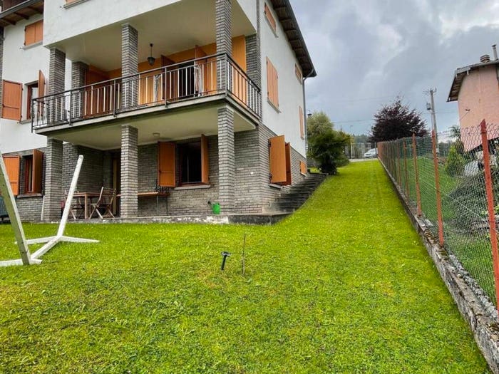 Casa trilocale in vendita in Via Monte Croce, Leffe