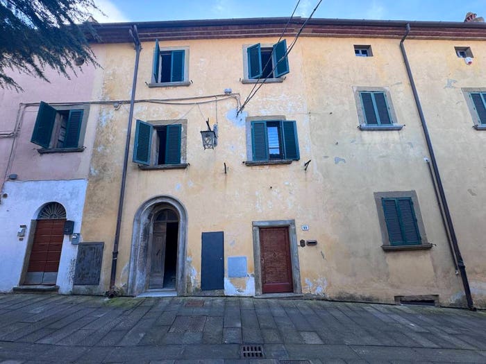 Appartamento con 6 locali in vendita in Via del Circolo, Badia Al Pino, Civitella in Val di Chiana