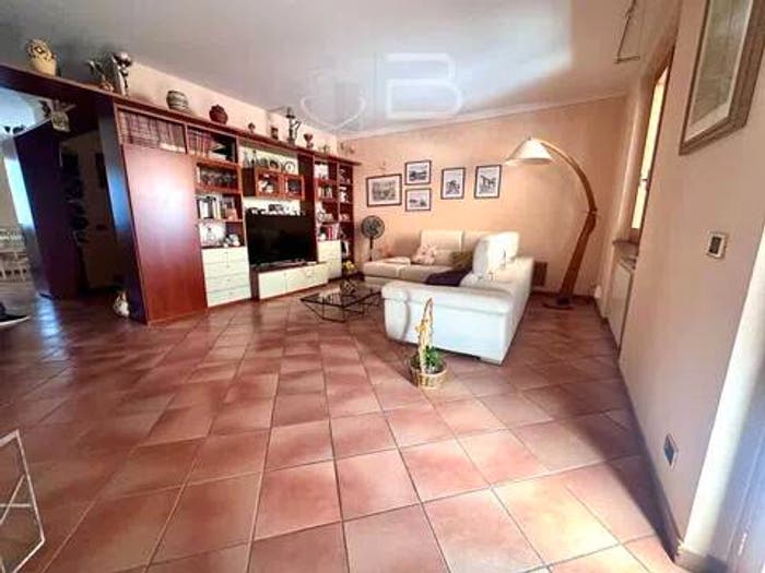 Casa con 6 locali in vendita in Via Burianino SNC, Monsummano Terme