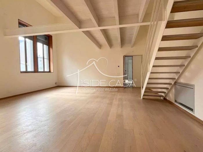 Appartamento trilocale in vendita in VIA CHIASSI, Centro, Mantova