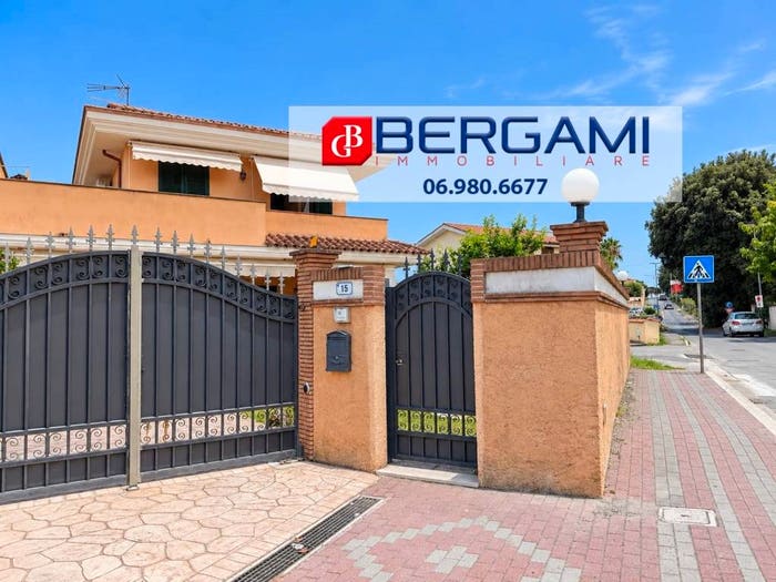 Casa quadrilocale in vendita in Via del Rinascimento, Rinascimento, Anzio