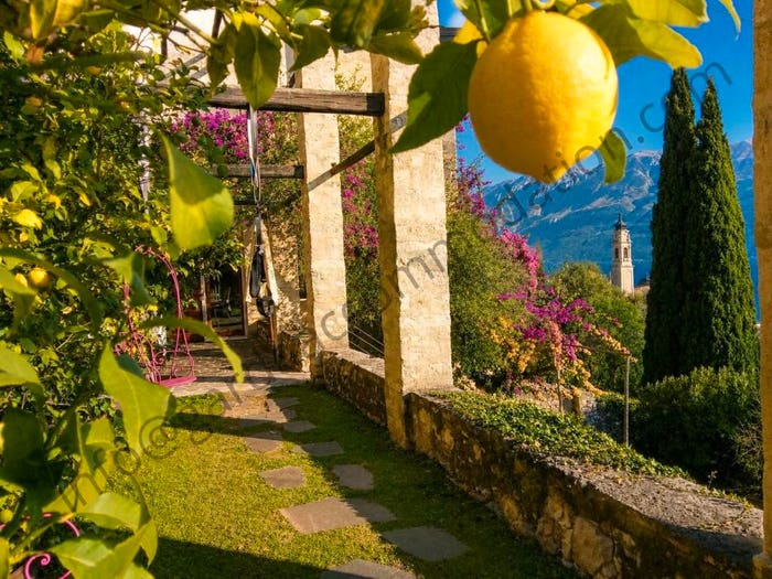 Casa con 6 locali in vendita in Via Quarcina, Centro, Gargnano