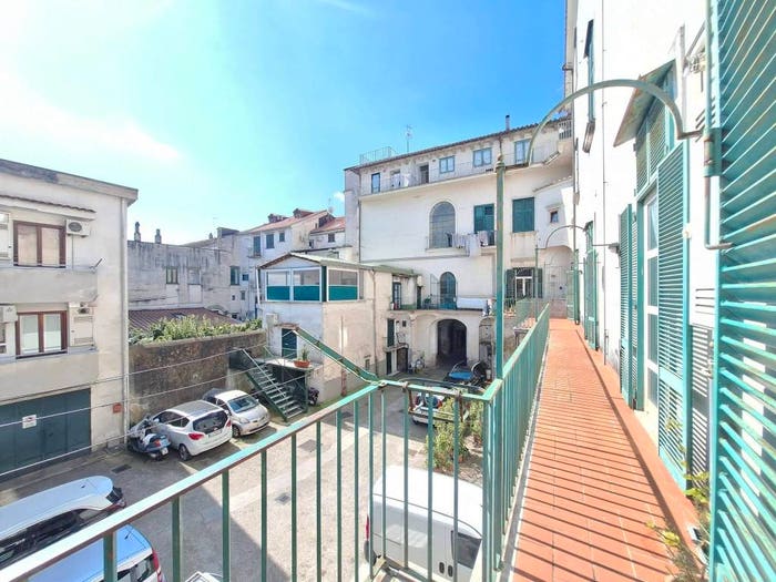 Appartamento trilocale in vendita in Piazza San Francesco, Centro, Cava de' Tirreni