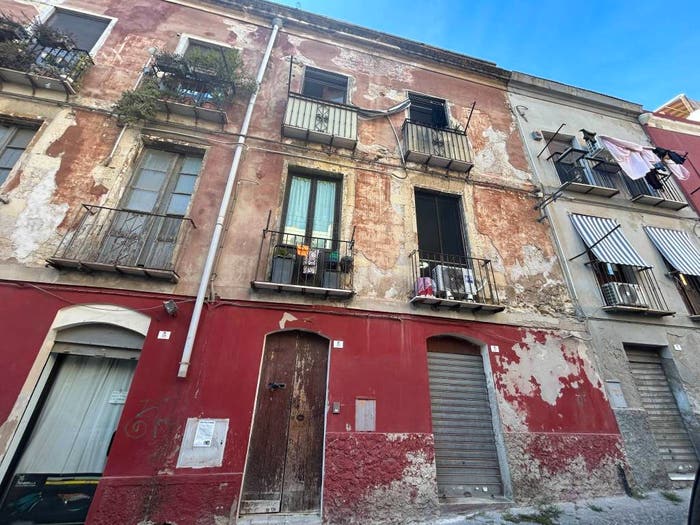 Appartamento trilocale in vendita in Via Lepanto, Marina, Cagliari