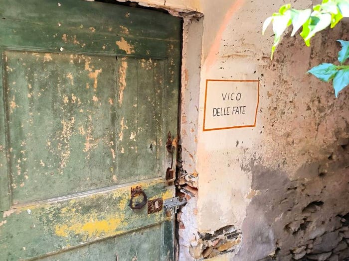 Casa quadrilocale in vendita in Via Madonna della Neve, Centro, Diano San Pietro