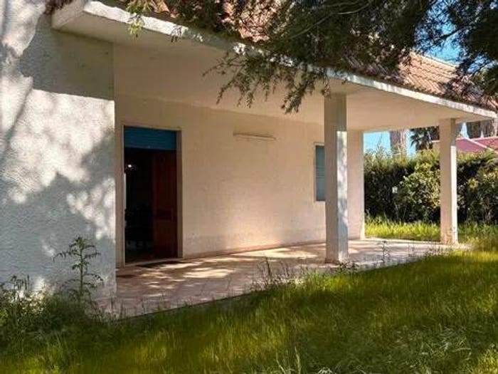Casa trilocale in vendita in Contrada Sirgole No Number, Cutrofiano