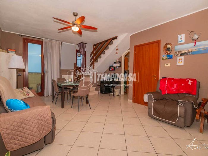 Appartamento con 5 locali in vendita in Via Grazia Deledda, Ravarino