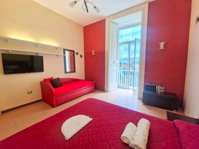 Appartamento quadrilocale in vendita in Via Duomo, Tribunali, Napoli