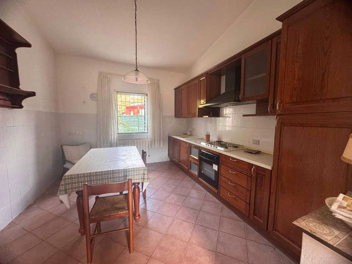 Casa quadrilocale in vendita in Montenero Basso Montenero Alto, Livorno
