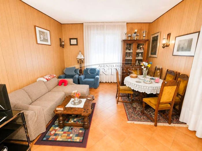 Appartamento con 6 locali in vendita in Via Tevere, Centro, Tuoro sul Trasimeno