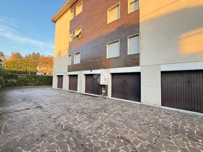 Appartamento trilocale in vendita in Via XXVI Aprile, Centro, Cisano Bergamasco