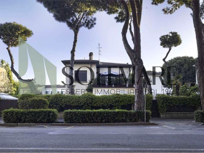 Appartamento con 6 locali in vendita in Cesenatico Levante, Cesenatico