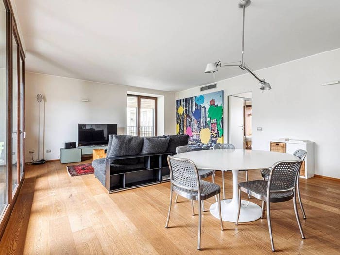 Appartamento trilocale in vendita in Via Andrea Salaino, Solari, Milano