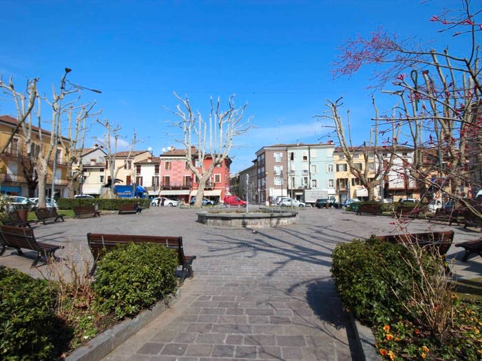 Appartamento bilocale in vendita in Via Angelo Piatti, Centro Storico, Desenzano del Garda