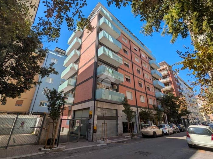 Appartamento trilocale in vendita in Via Napoli, Via Venezia Lungofiume Paolucci, Pescara