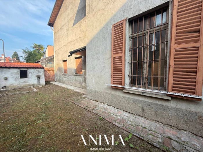 Casa trilocale in vendita in Via Giuseppe Garibaldi, Senago