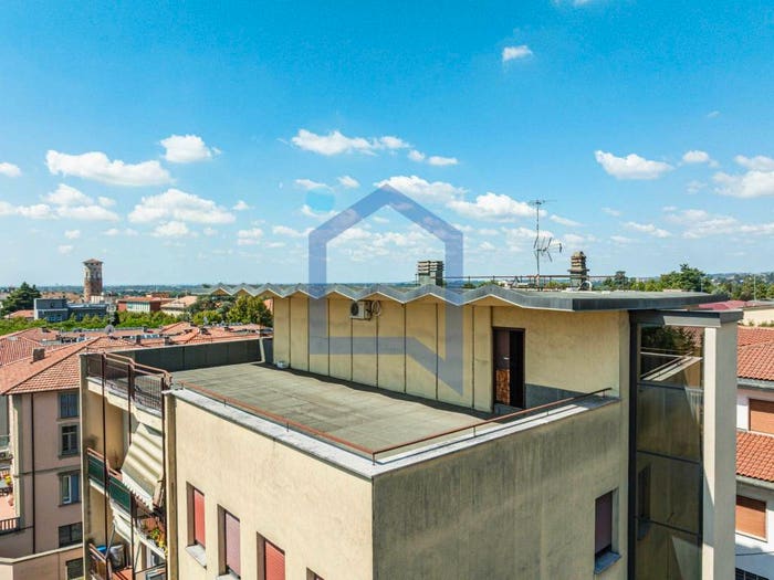 Casa bilocale in vendita in Viale Carlo Cornaggia, Centro, Merate