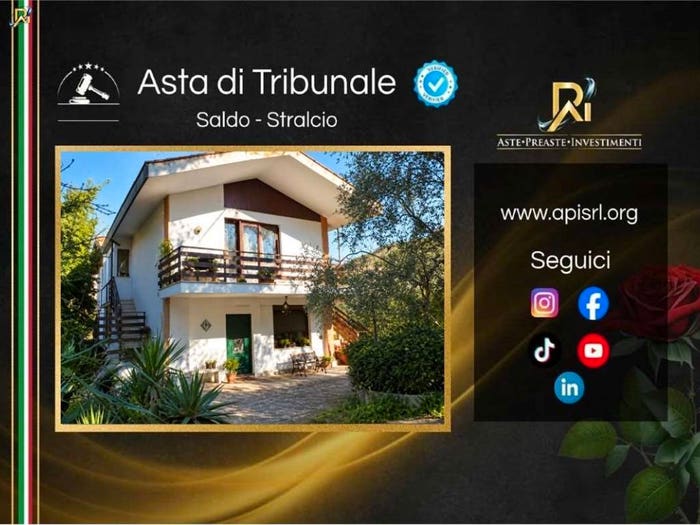 Casa con 6 locali in vendita in Via Regione Siciliana, Monreale
