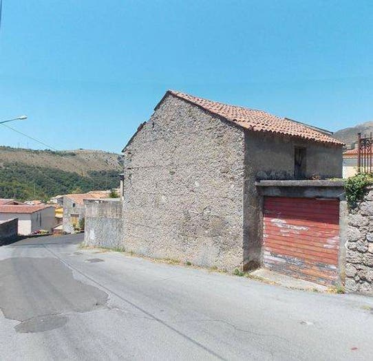 Casa trilocale in vendita in Via Massa, Massa, Maratea