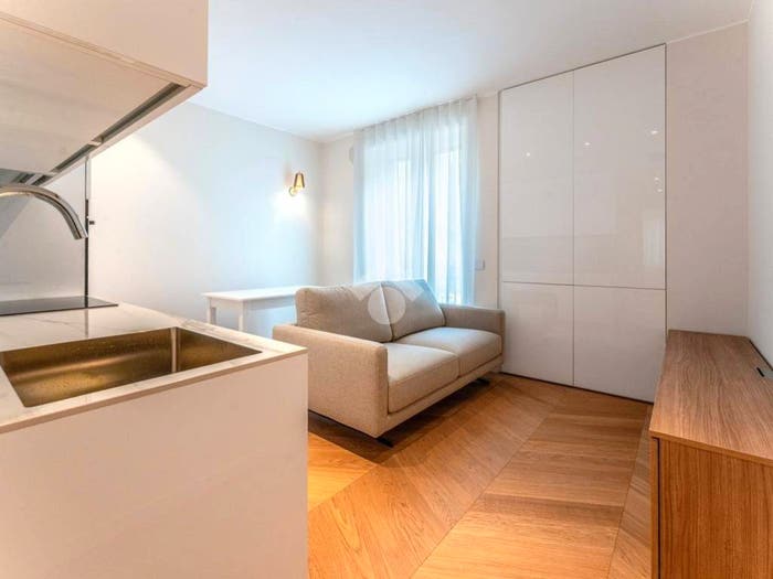 Appartamento trilocale in vendita in Via Cenisio, Cenisio, Milano