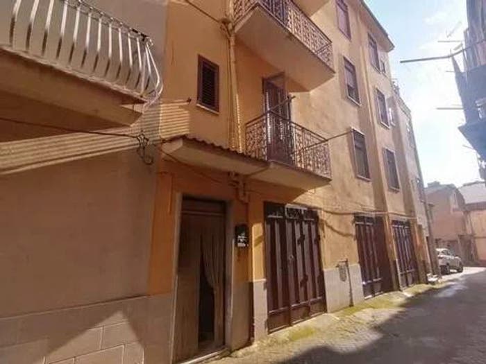 Casa trilocale in vendita in Via Agrigento, Cianciana