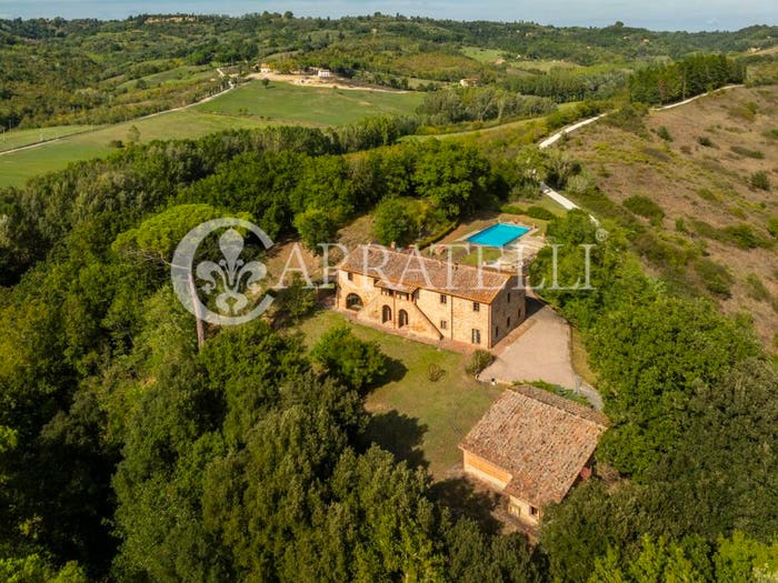 Casa con 6 locali in vendita in Strada Comunale di Grotta al Leccio, Palaia