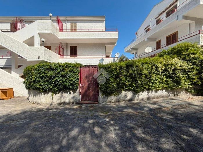 Appartamento trilocale in vendita in Contrada Piano delle Donne, Centro, Belvedere Marittimo